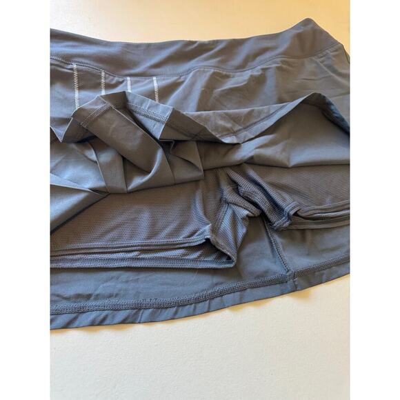 Athleta Second‎ Wind Skort - size L - Picture 8 of 9